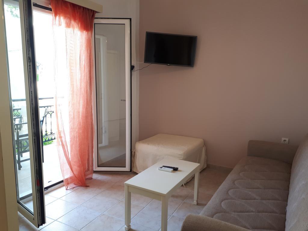 Filorian Hotel Apartments อาคาราวี ภายนอก รูปภาพ