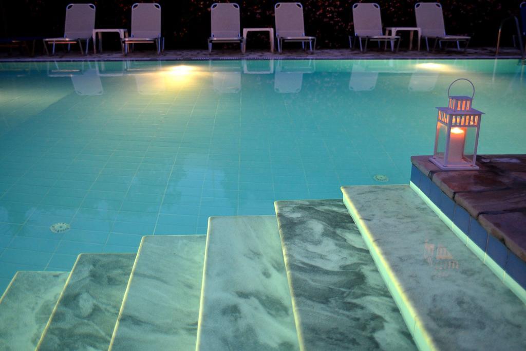 Filorian Hotel Apartments อาคาราวี ภายนอก รูปภาพ