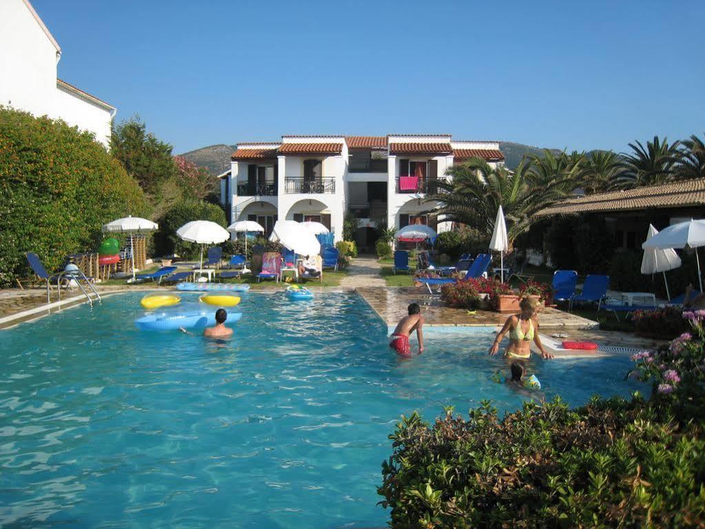 Filorian Hotel Apartments อาคาราวี ภายนอก รูปภาพ