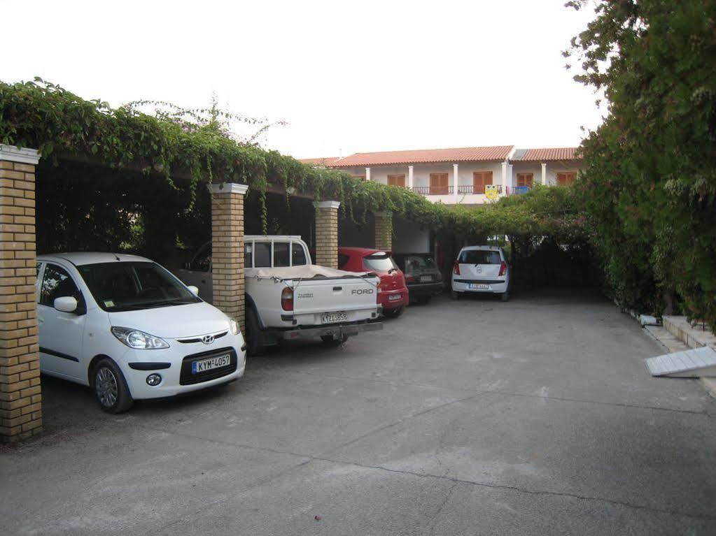 Filorian Hotel Apartments อาคาราวี ภายนอก รูปภาพ